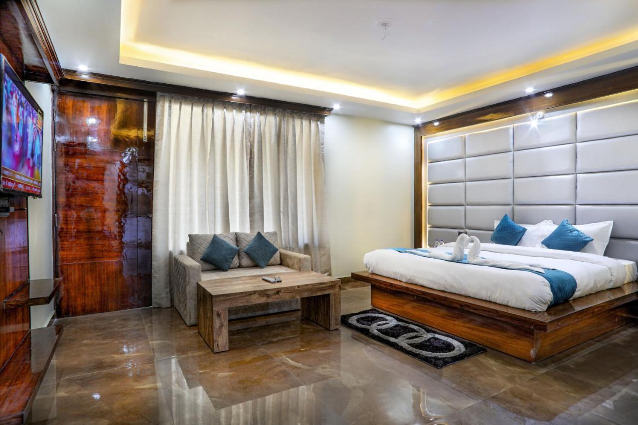Hotel Vinsober Monal Nainital Zewnętrze zdjęcie