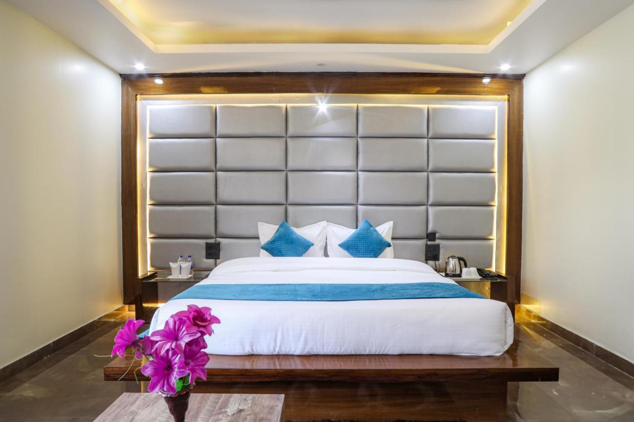 Hotel Vinsober Monal Nainital Zewnętrze zdjęcie